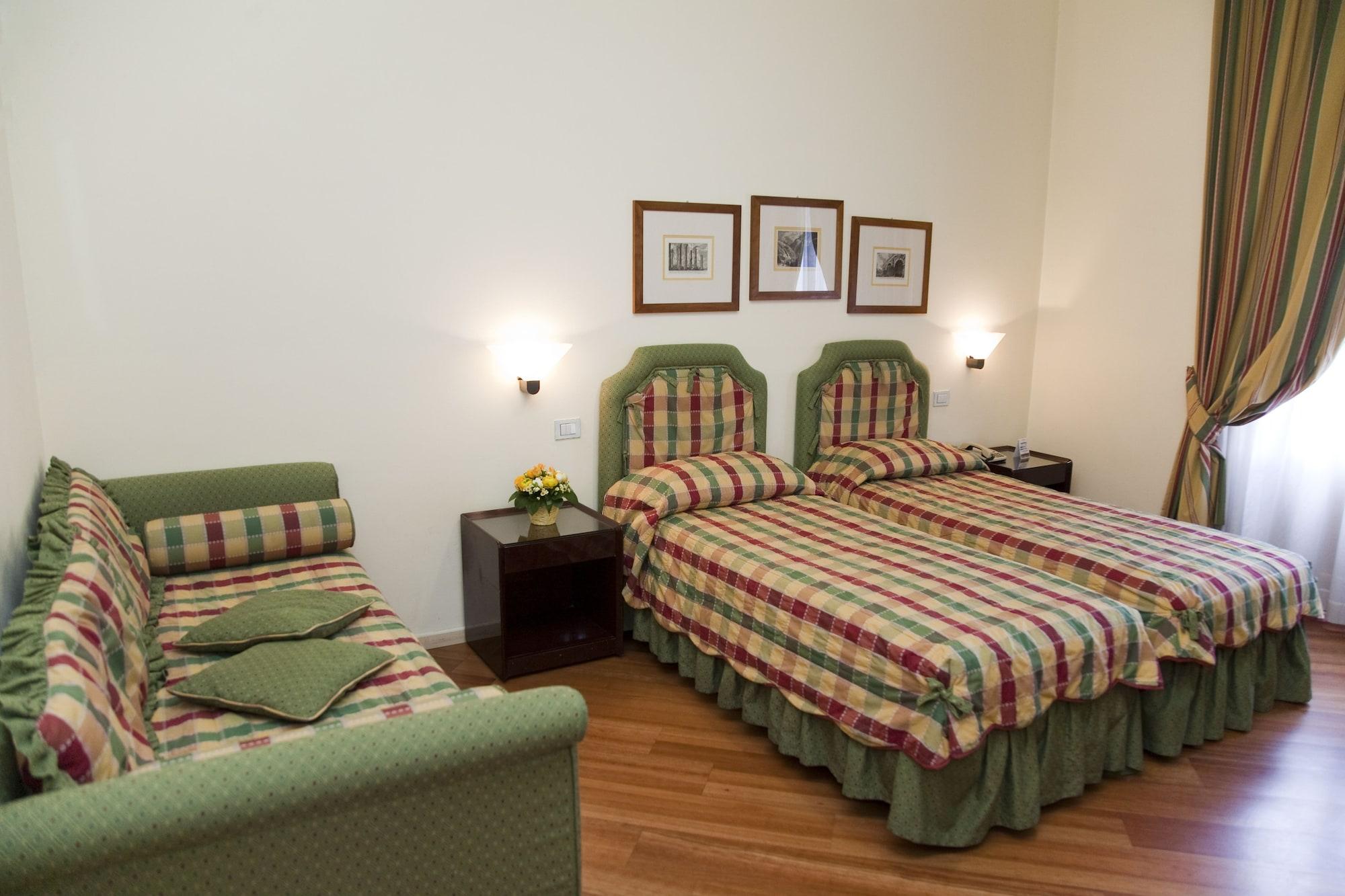 Italia Hotel